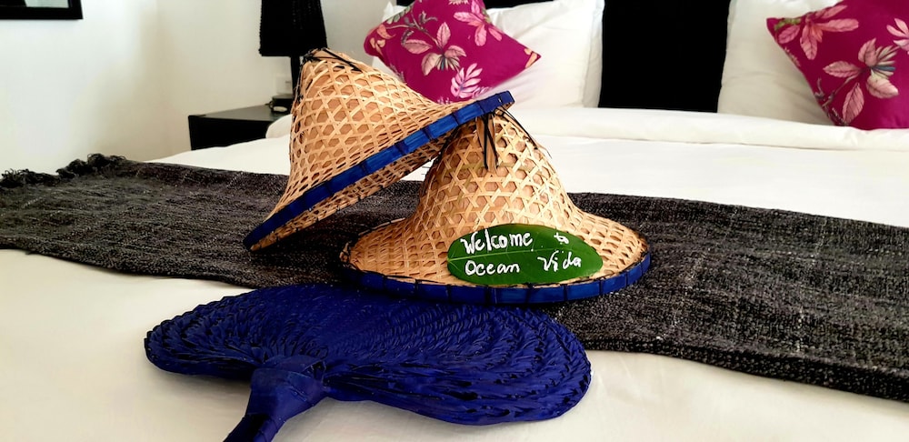 Ocean Vida Beach And Dive Resort 16/65