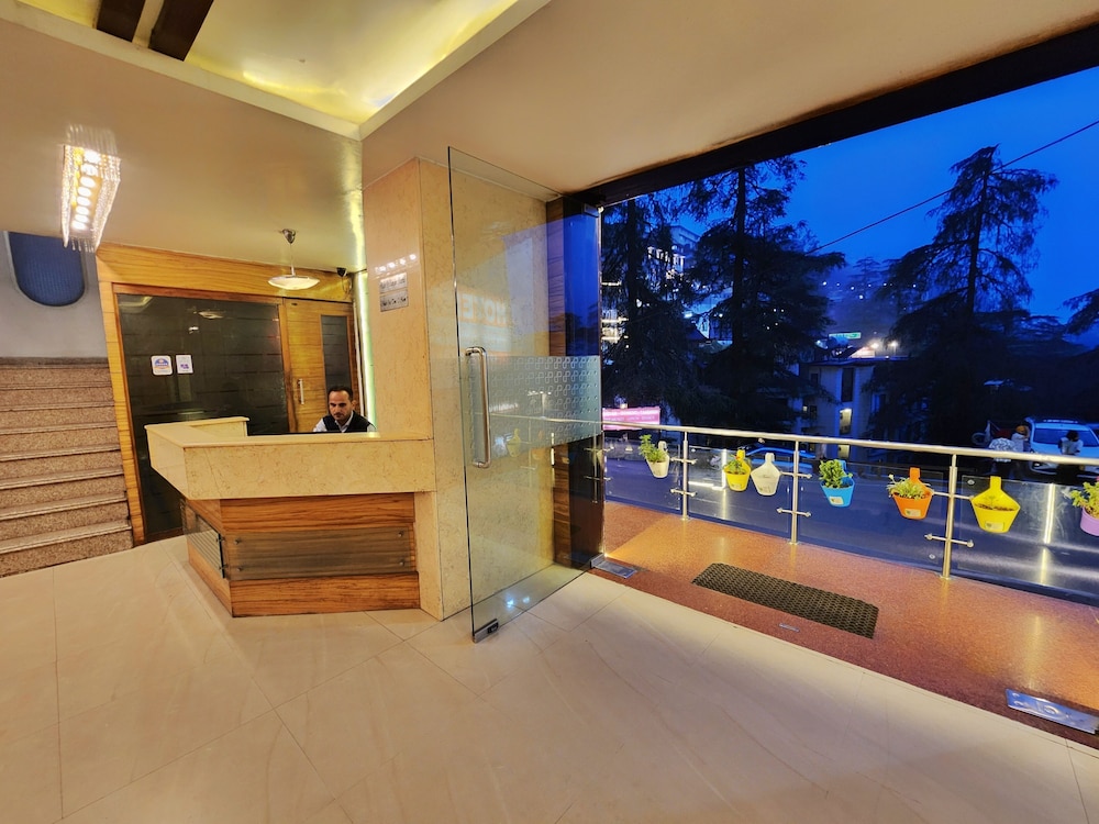Hotel Surya 5/50