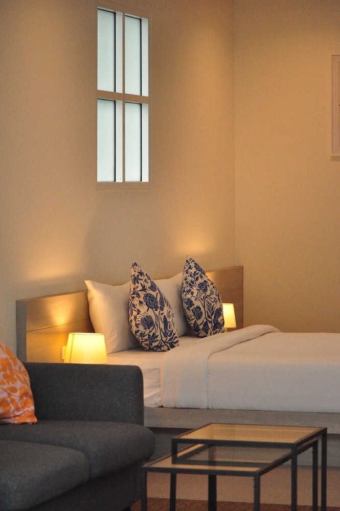 Baan Fah Resort 61/89