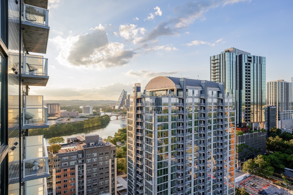 Austin Condo Hotel 4/49