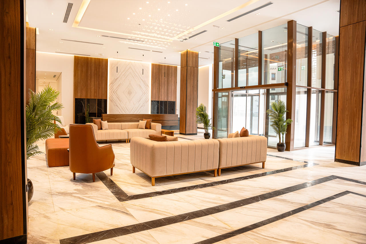 Golden Tulip Muscat The Village 30/34