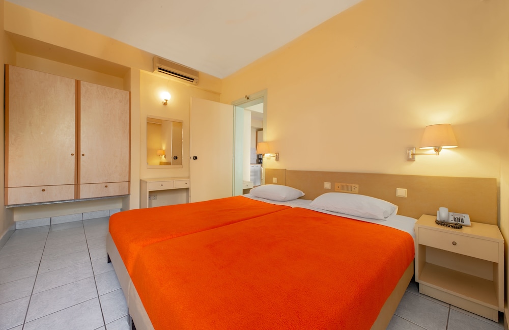 Pavlos Hotel 16/51