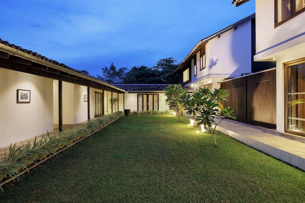 Ubuntu Beach Villas by Reveal 42/50