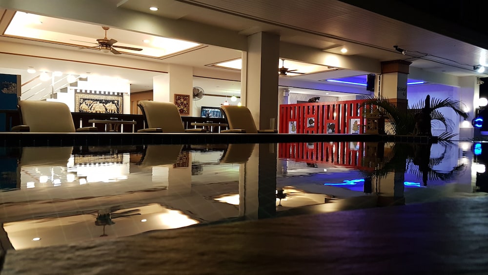 Green Harbor Hotel And Service Apartment 36/67