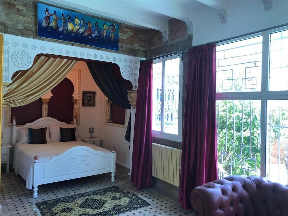 Malabata Guest House 12/47