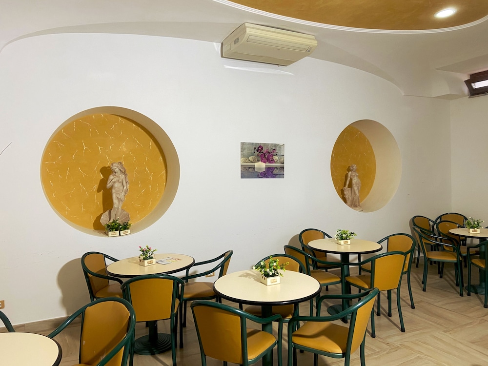 HOTEL CASTIGLIONE 55/74
