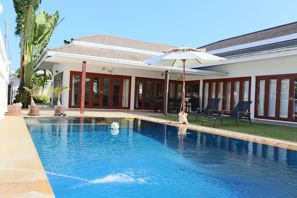 Thiva Pool Villa Hua Hin 9/68