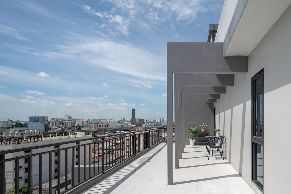 iCheck inn Darisa Ngamwongwan in NONTHABURI