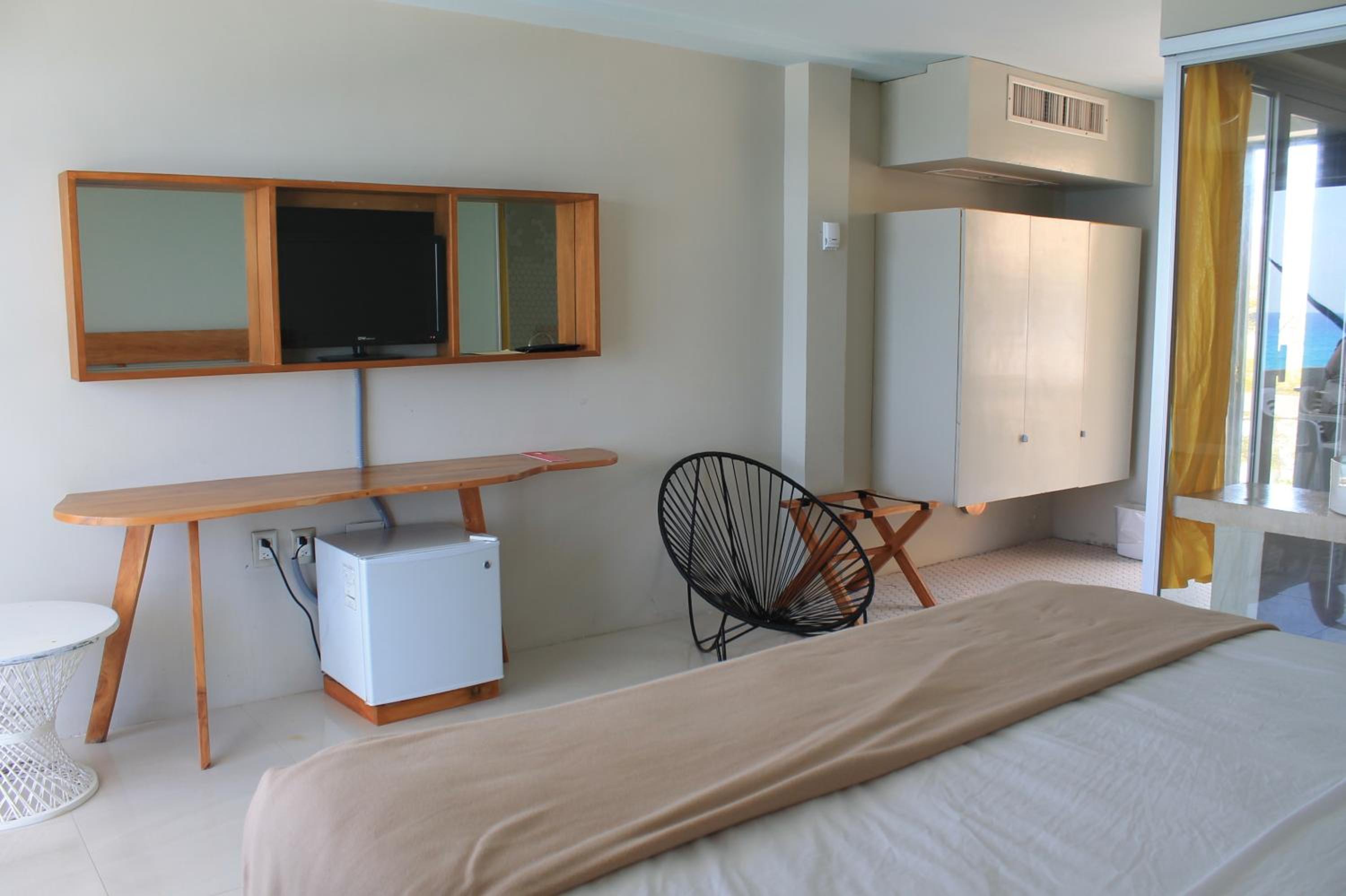 غرفة بسرير كينج بإطلالة على البحر، Hotel Rocamar Isla Mujeres 8/10