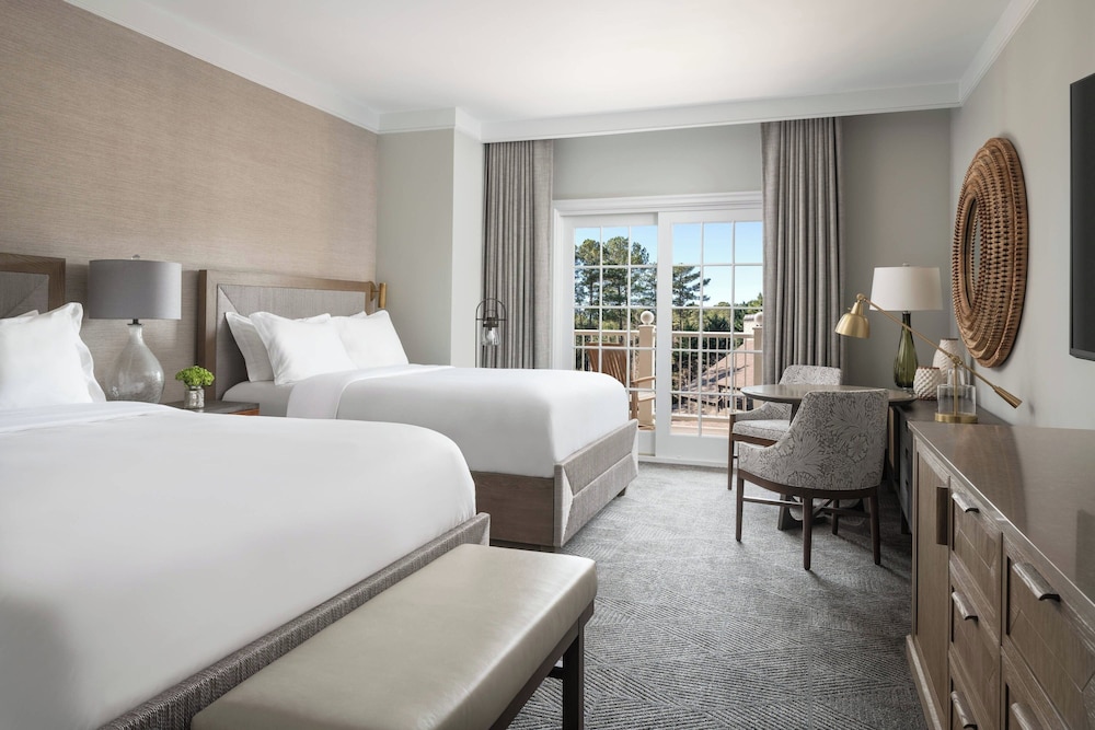 Room, 2 Queen Beds, Resort View, Balcony, Accessible