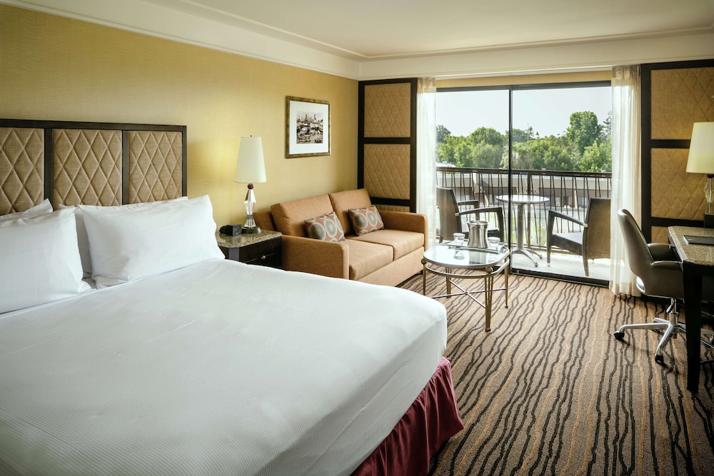 Hilton Stockton 12/51