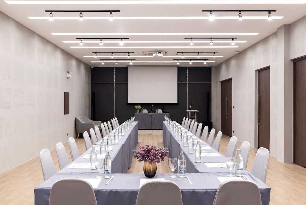 Xotel 33/47