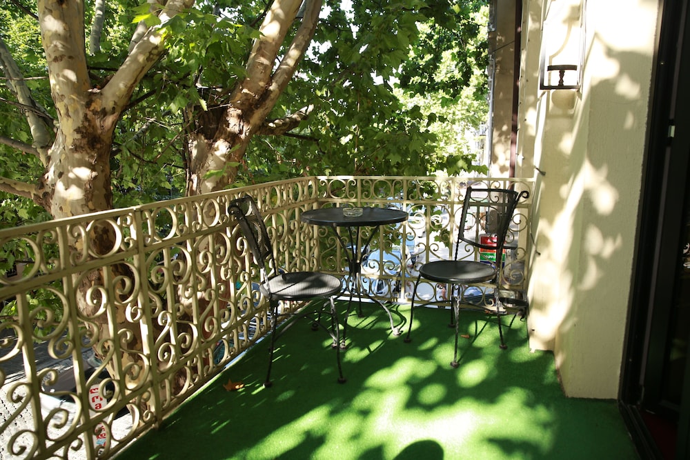 HOTEL MARLYN in TBILISI