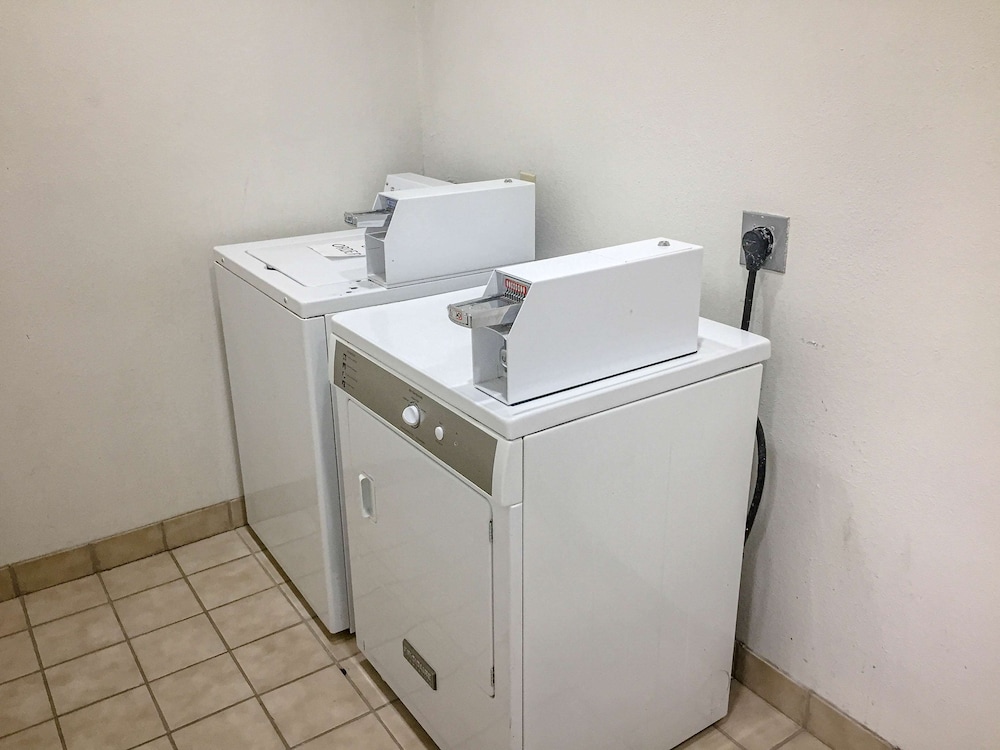 Motel6 Woodway, TX 9/41