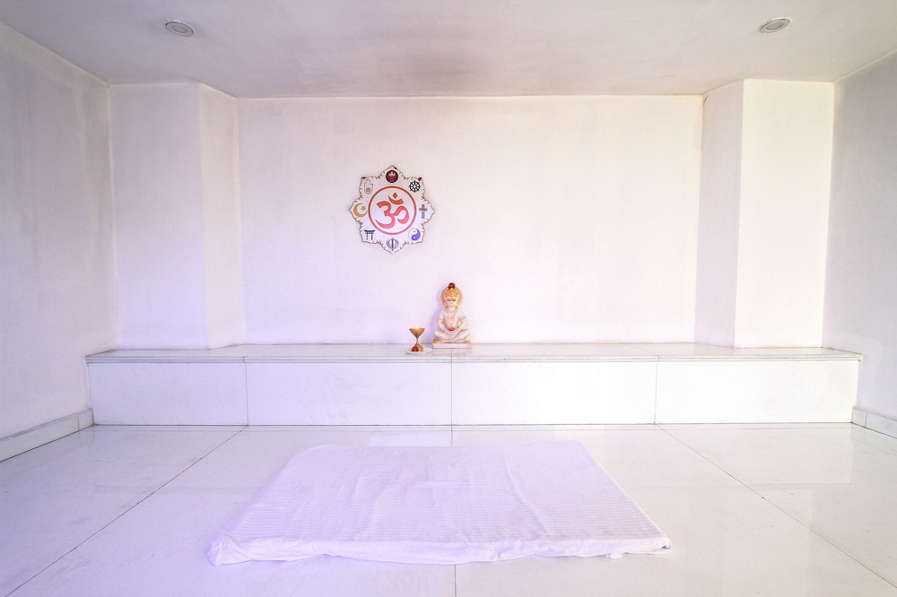 Citadel Sarovar Portico Bengaluru 7/60