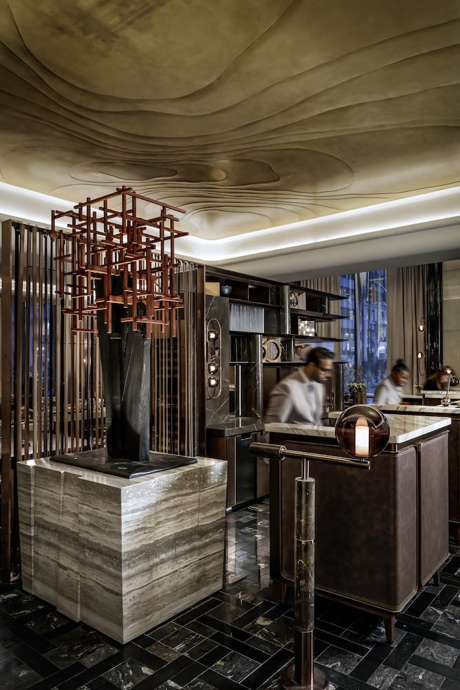 The St Regis Toronto 33/66