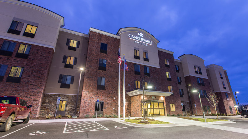 CANDLEWOOD SUITES OVERLAND PARK 55/59