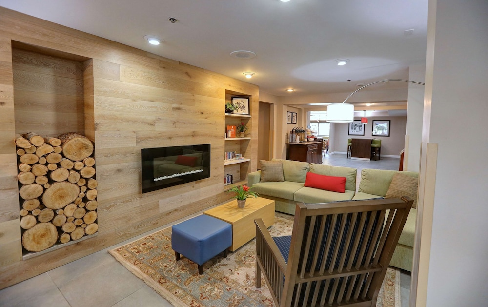 Country Inn & Suites by Radisson, Charlotte I-85 Airport, NC 33/47