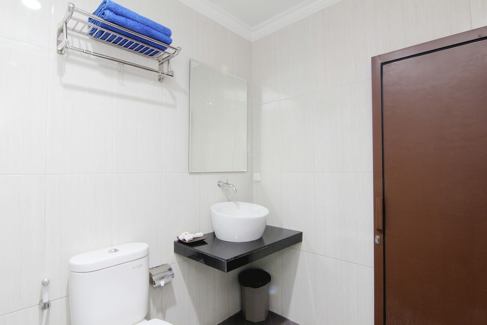Lingga Hotel 15/37