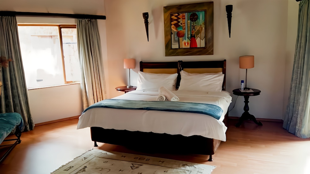 La Montagne Guest Lodge 6/50