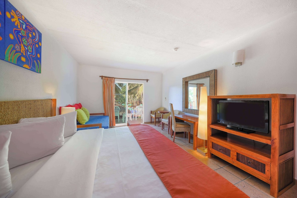 غرفة قياسية بسريرين مزدوجين، Grand Decameron Complex Bucerias A Trademark All Inclusive 6/9