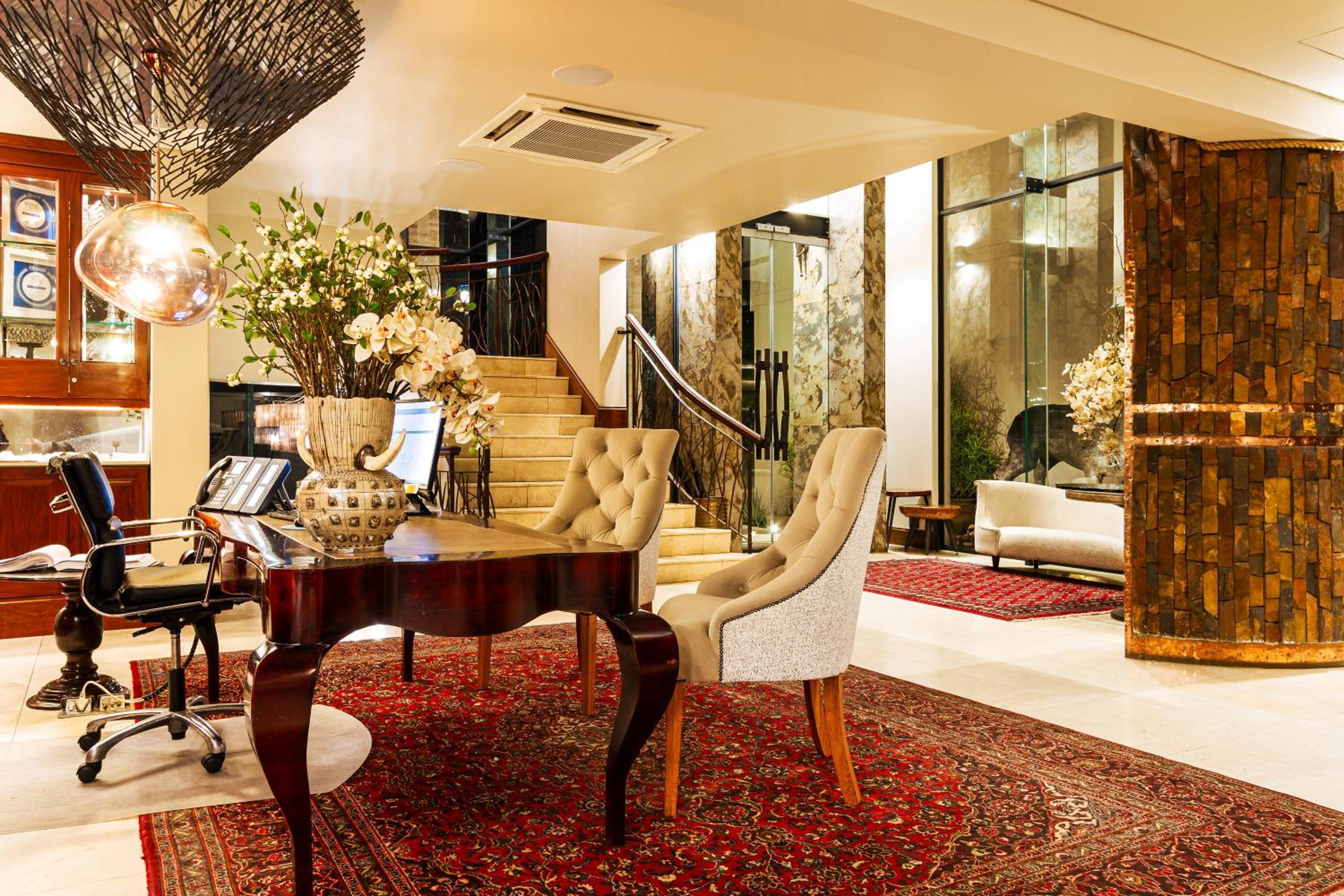 Kimberley Anne Hotel 32/50