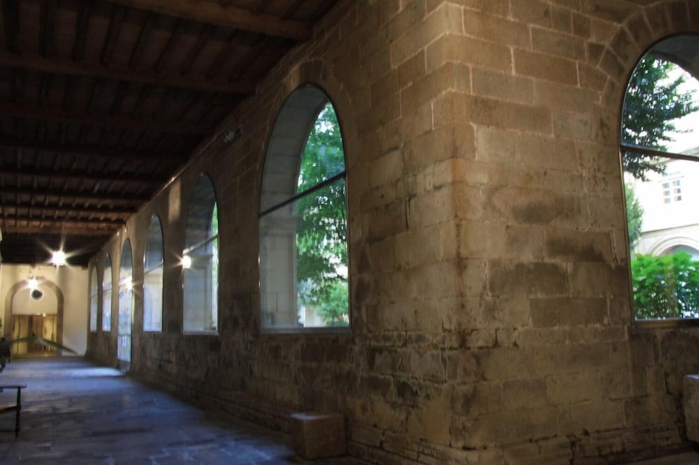 Hospederia San Martin Pinario 9/19