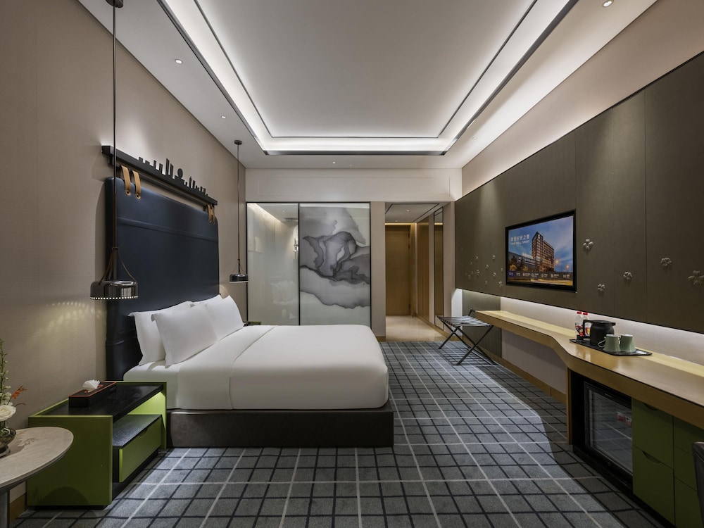 Novotel Hangzhou East Railway Station 16/32