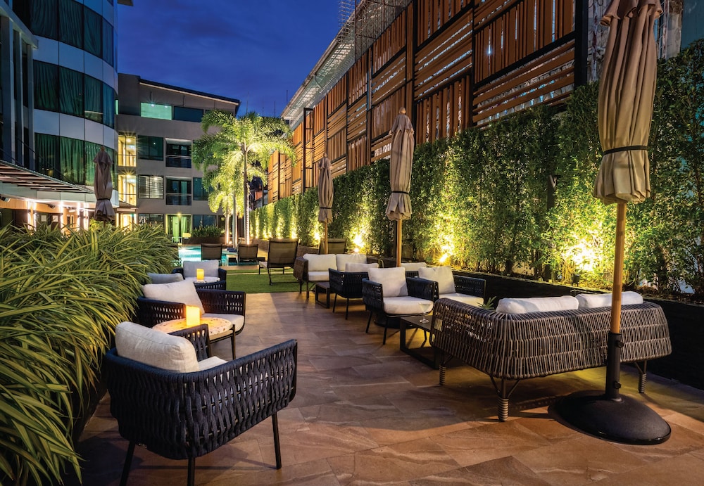 Solitaire Bangkok Sukhumvit 11 by Kingston Hotels 49/73