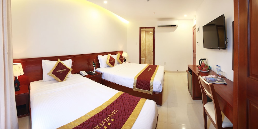 May Beach Hotel 21/43