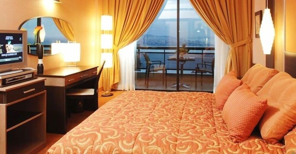 Regency Palace 32/71