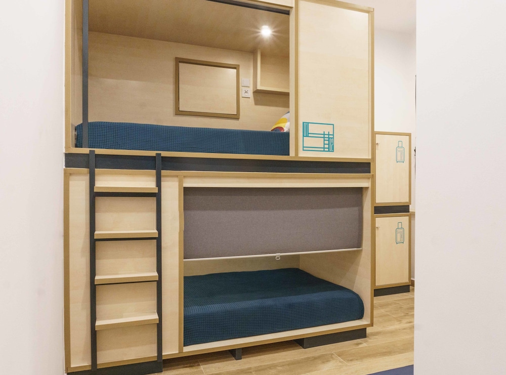 Take Hostel Conil 8/34