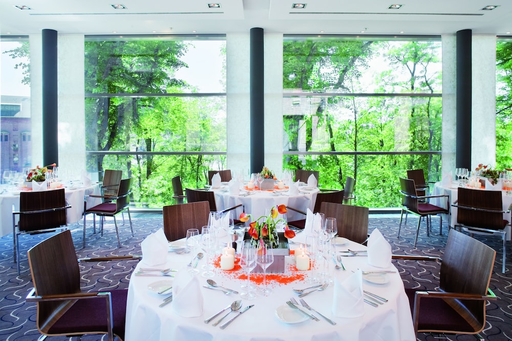 Movenpick Hotel Hamburg 58/76