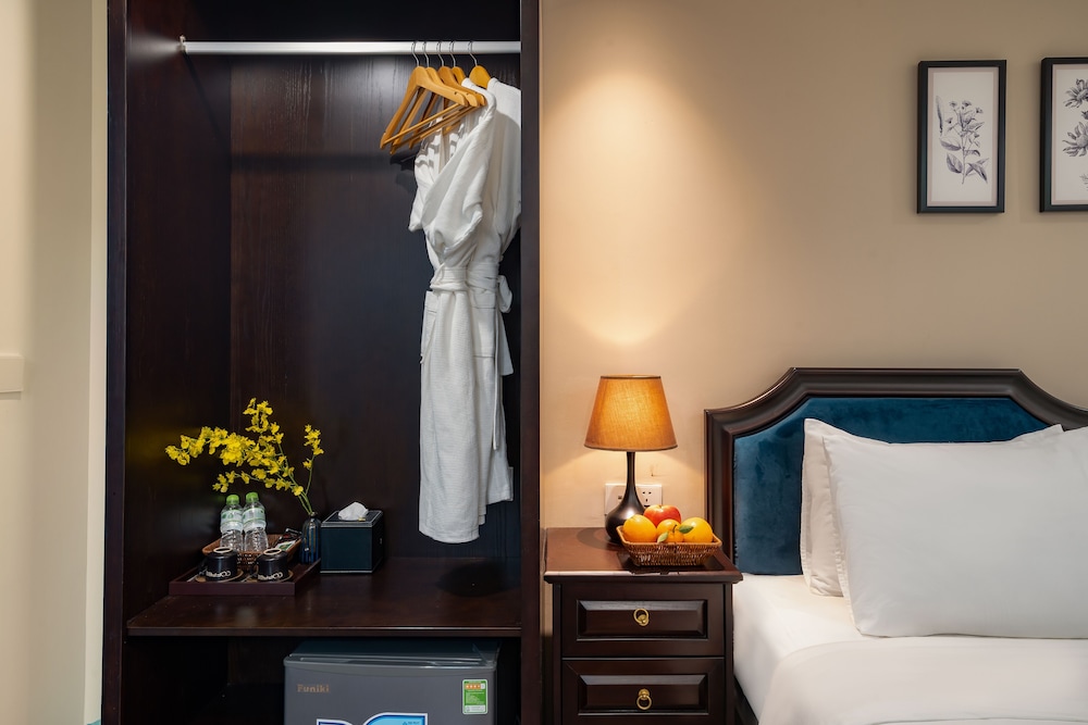 Hanoi Fiesta Grand Hotel and Spa 17/28