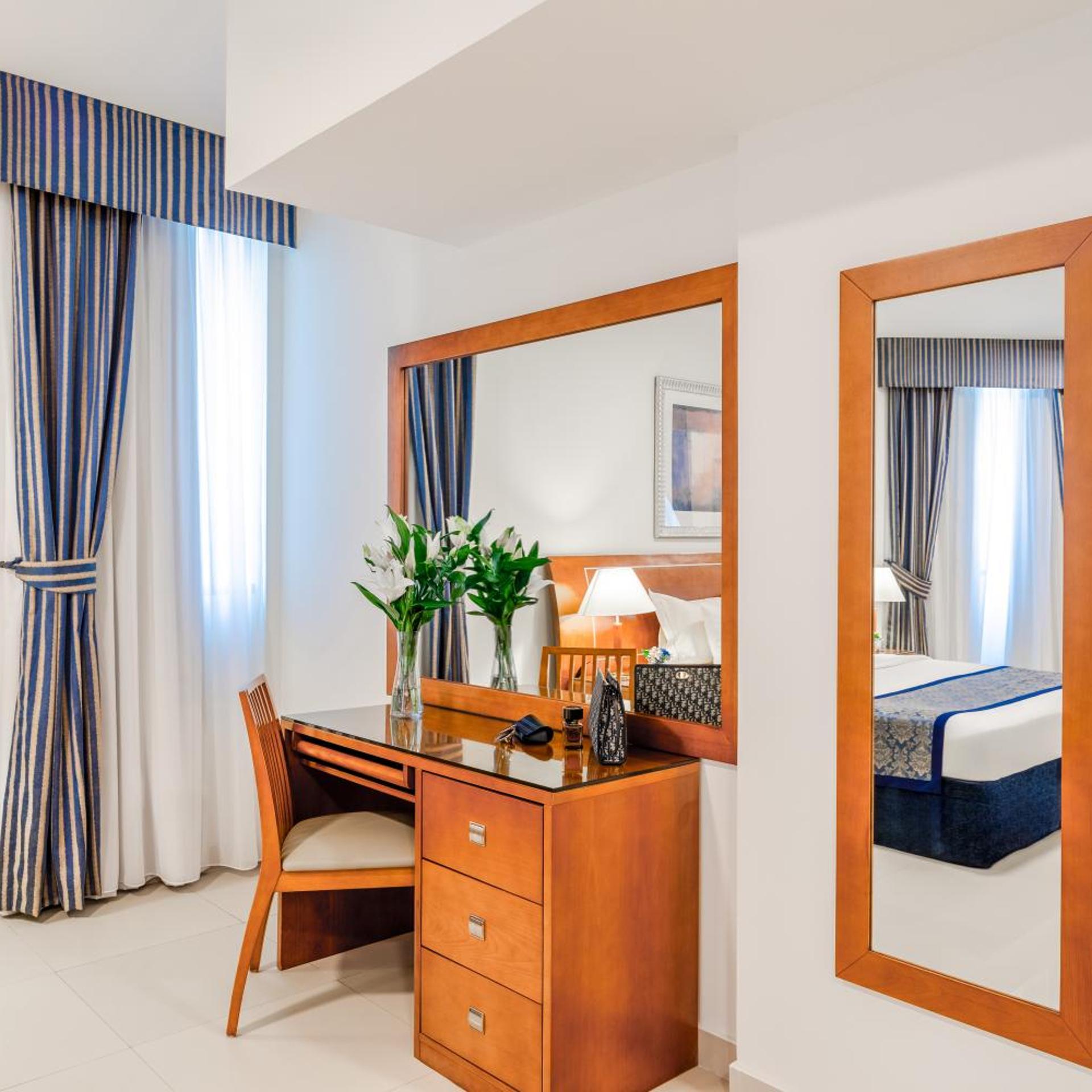 Golden Sands Hotel Apartments 3-5-10