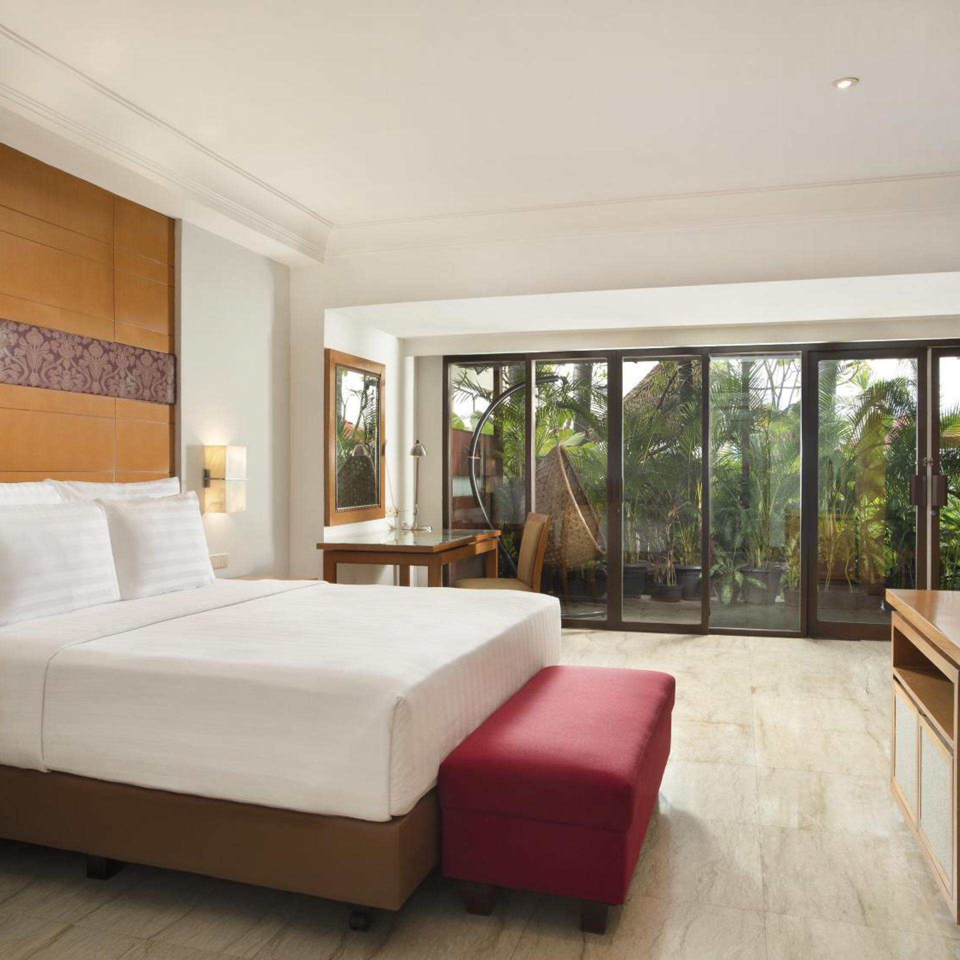 Cabana, Suite