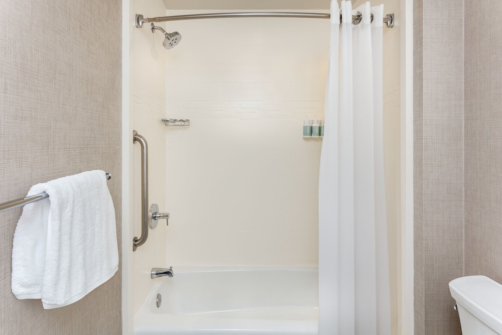 suite, multiple beds, Residence Inn Upper Marlboro Joint Base Andrews 6/7