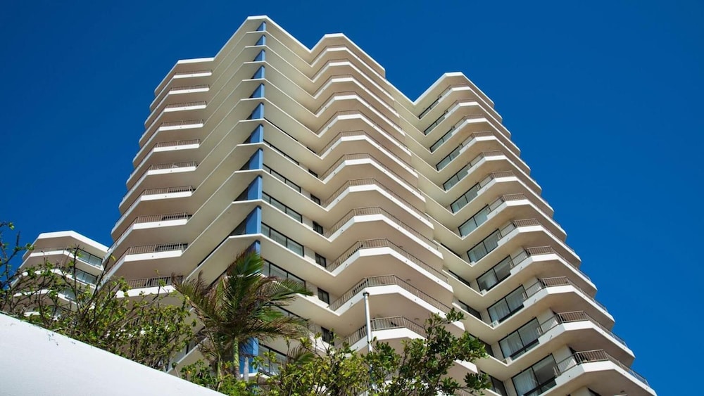 Beach House Seaside Resort Coolangatta 1/19