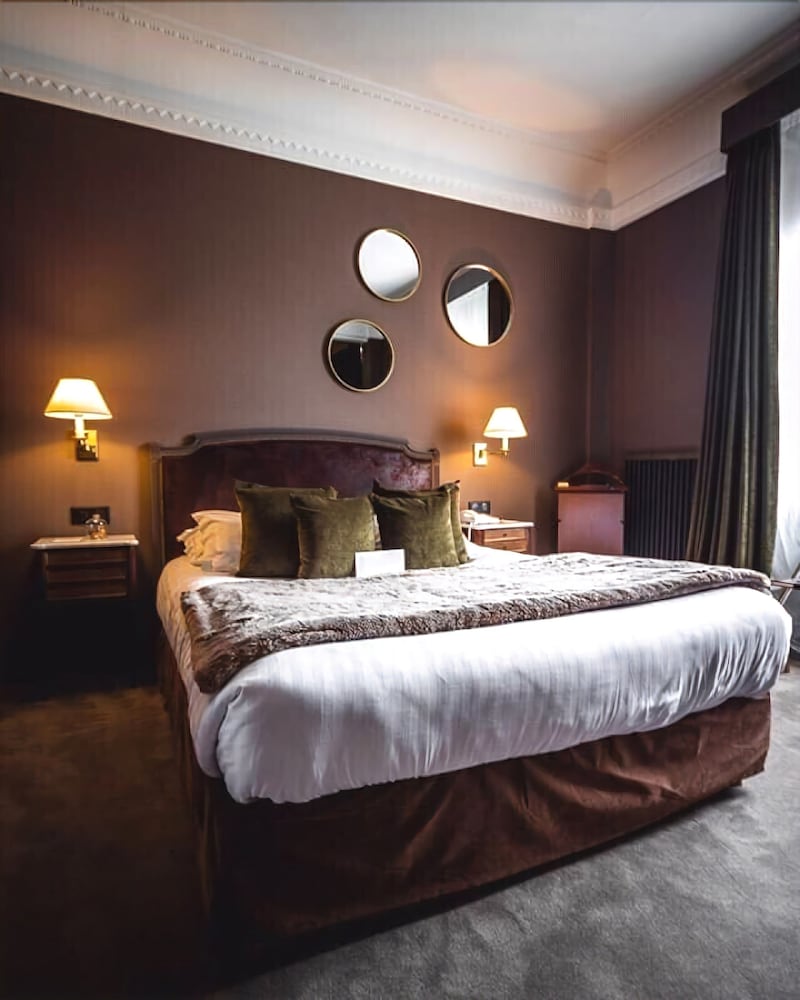 1 BEDROOM, JUNIOR SUITE