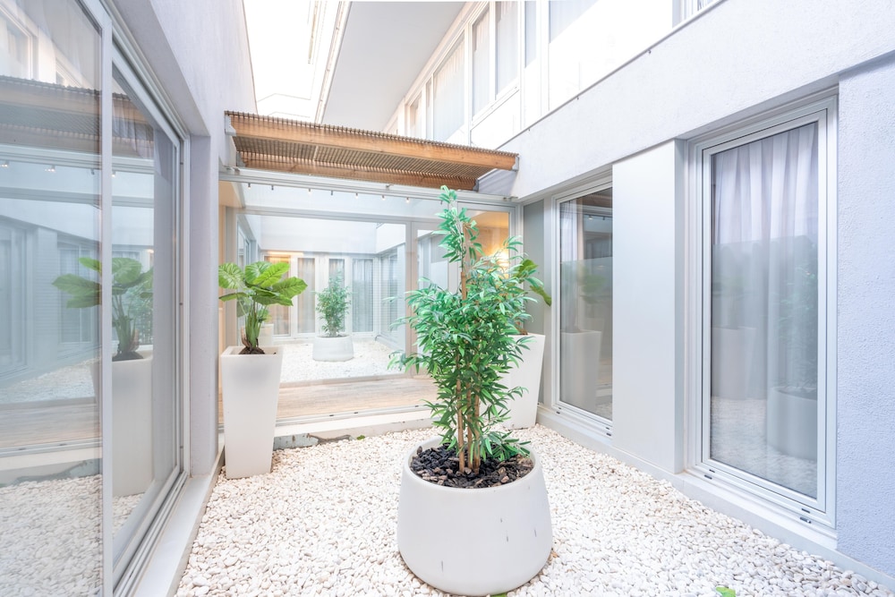 Serennia Fira Gran Via Exclusive Rooms 2/47