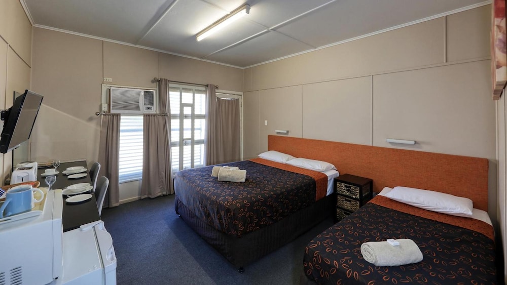 Matilda Motel 10/20