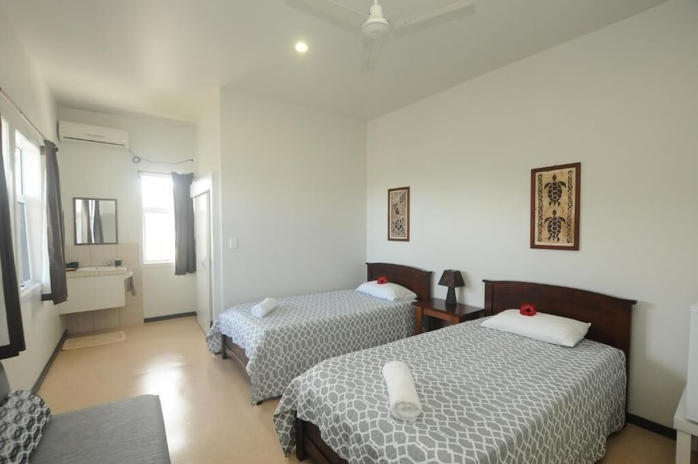 Talofa Inn 13/50