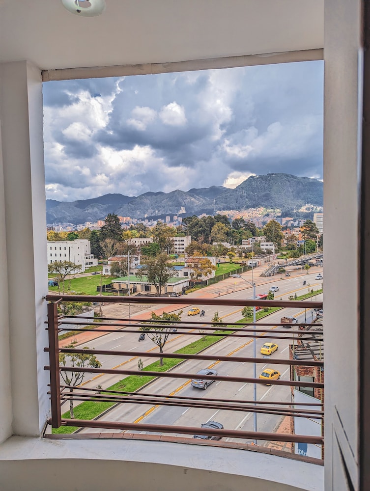Hotel Charlotte Plaza 26 Ex Hotel Charlotte Bogota By Lalianxa 62/66
