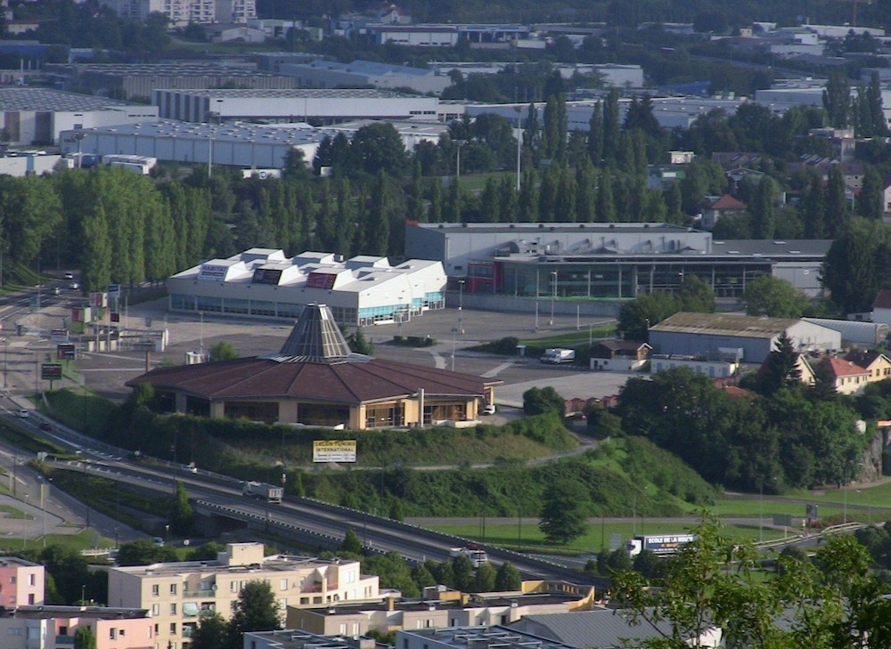 Hotelf1 Besancon Micropolis 27/29