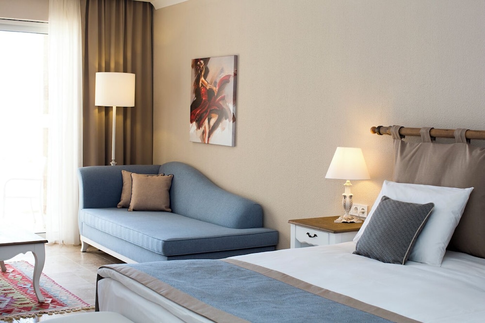 Andriake Beach Club Hotel 21/50
