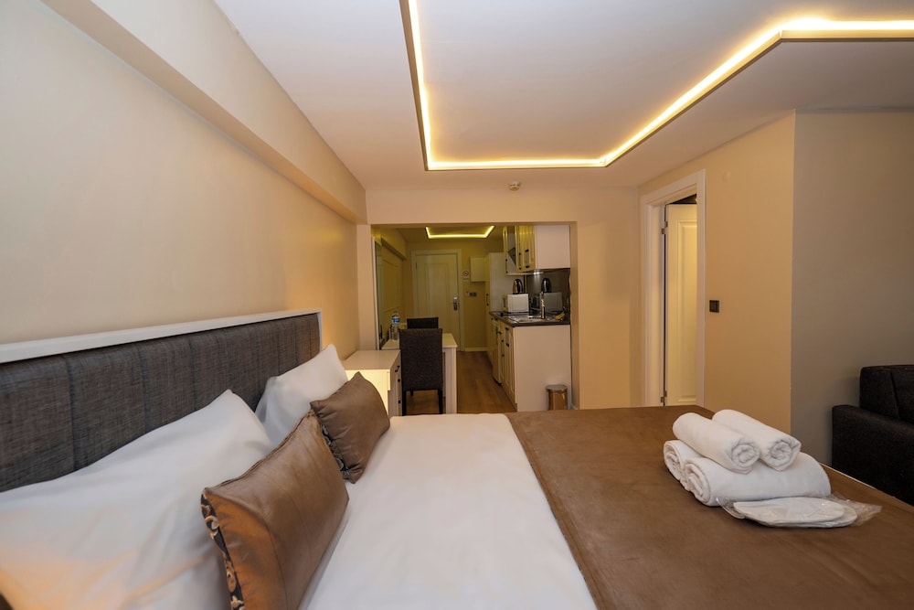Aiza Suites 14/53