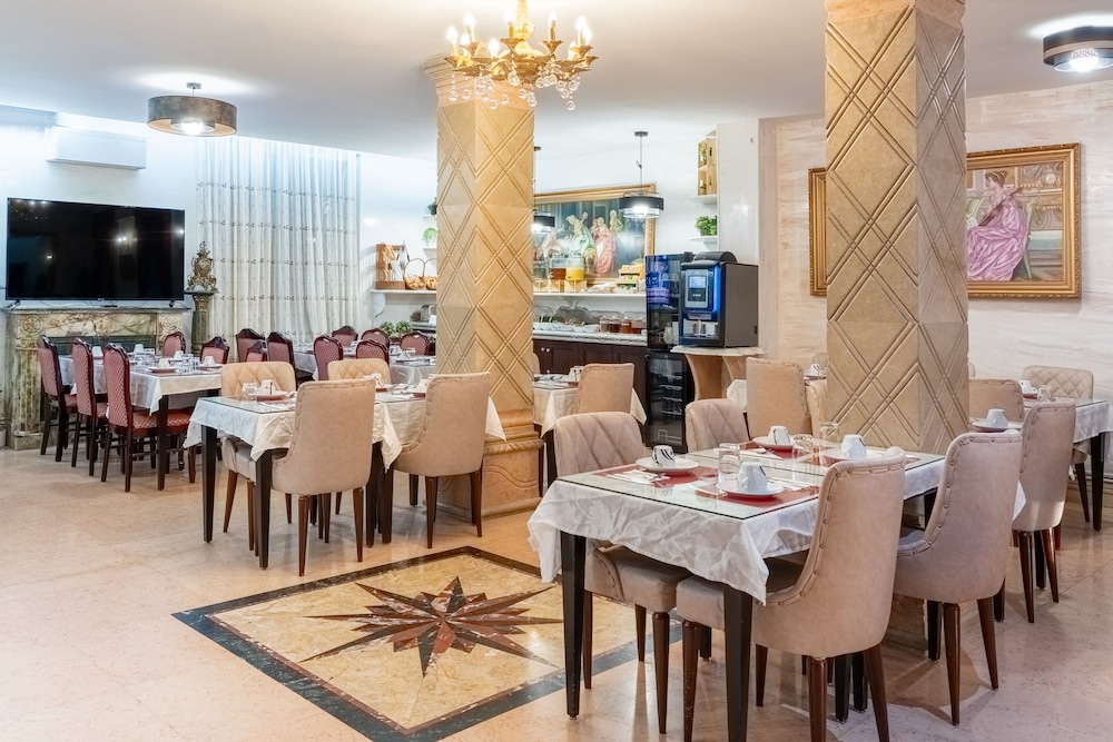Hotel Royal Paris - Ivry 32/44