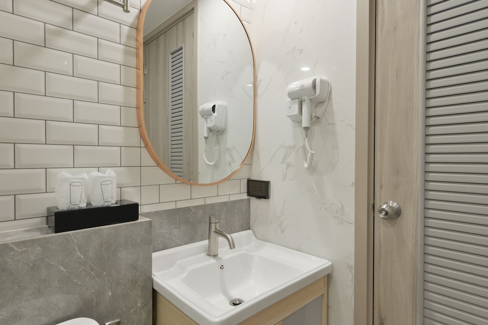 Grand BS Airport Hotel Suvarnabhumi 46/50
