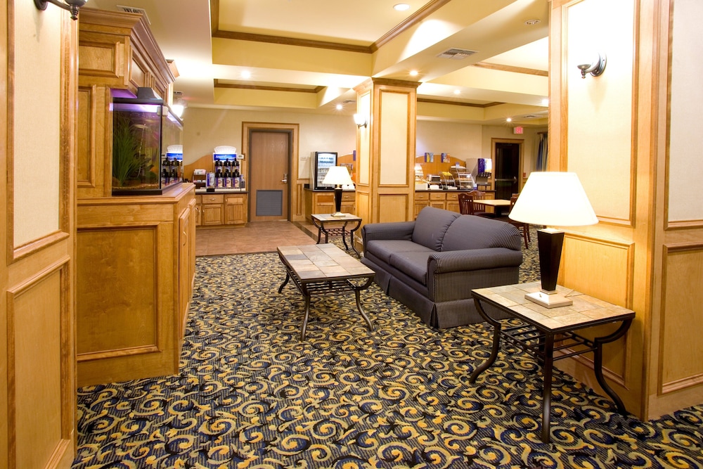 Holiday Inn Express Hotel And Suites Jourdanton Pleasanton 39/58
