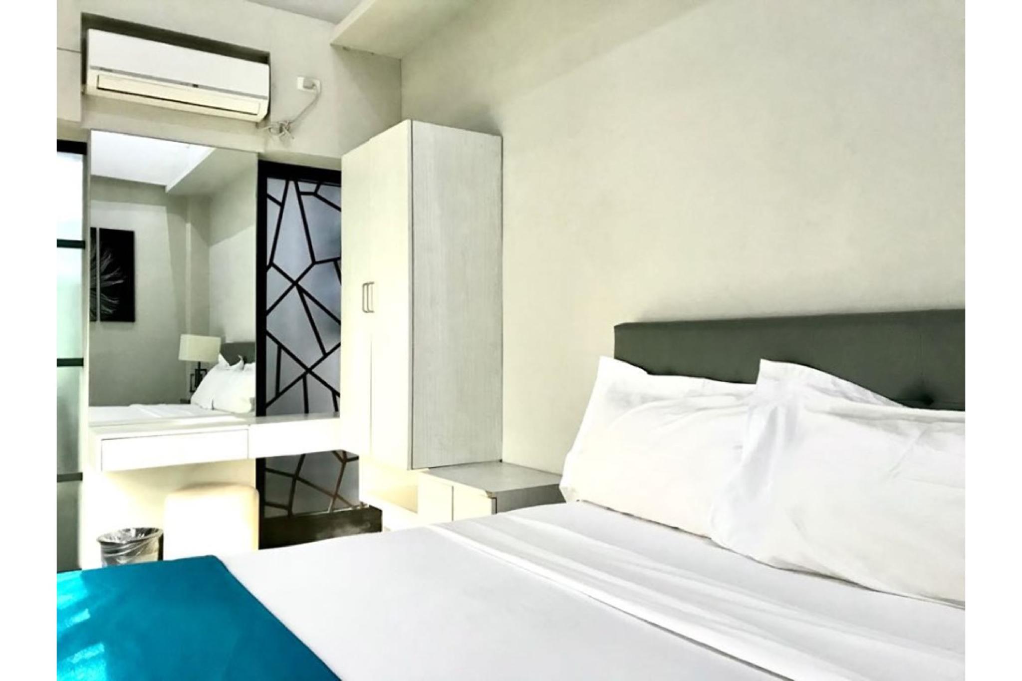 KLM Condotel 7/16